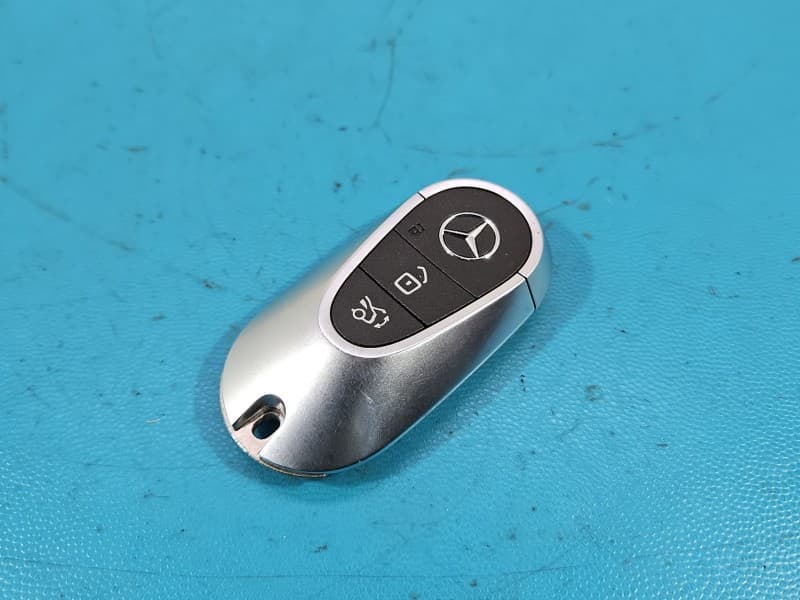 PILOT KLUCZYK KEYLESS Mercedes W206