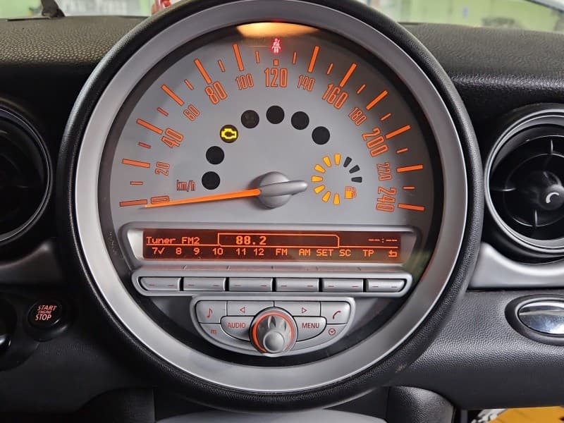 Licznik Mini Cooper One II R56 06- 1,6 16V 9136195 EUROPA