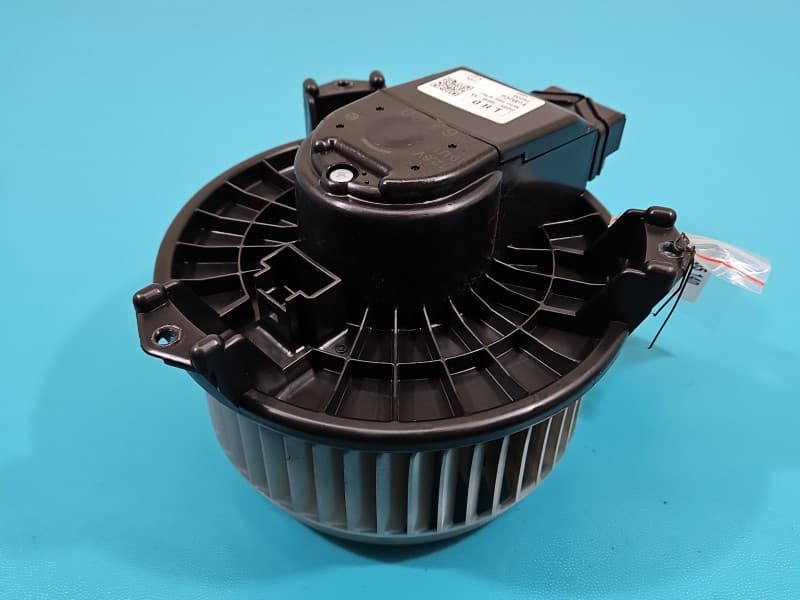 Dmuchawa nawiewu wentylator Ford Mondeo Mk5 europa DG9H-19846-AA
