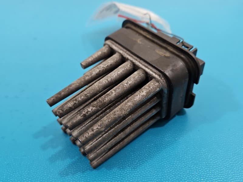 Opornik rezystor Opel Zafira B 9Q566802 52488536