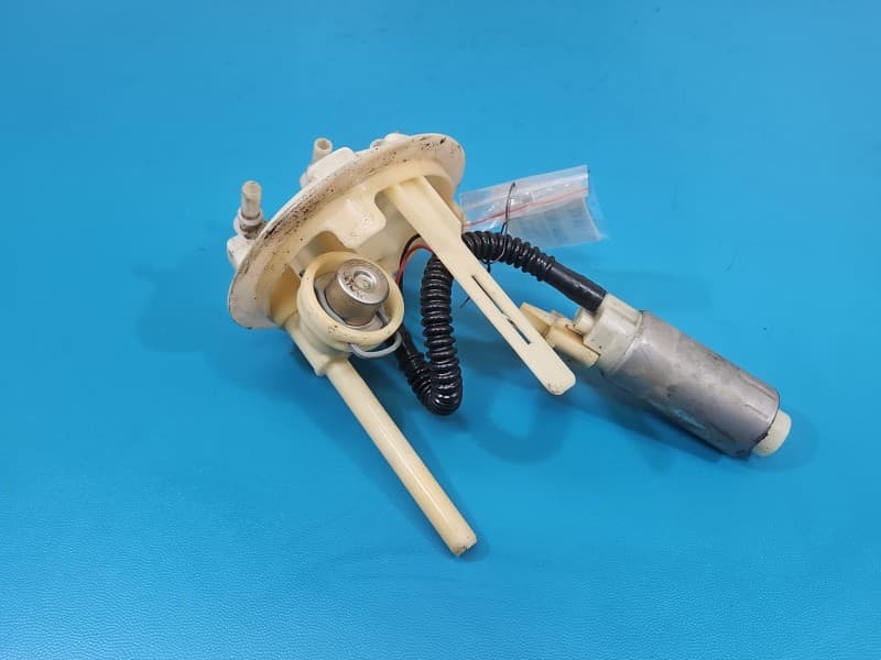 pompka Pompa paliwa Peugeot 206 1,4 8V 9625476280 4pin