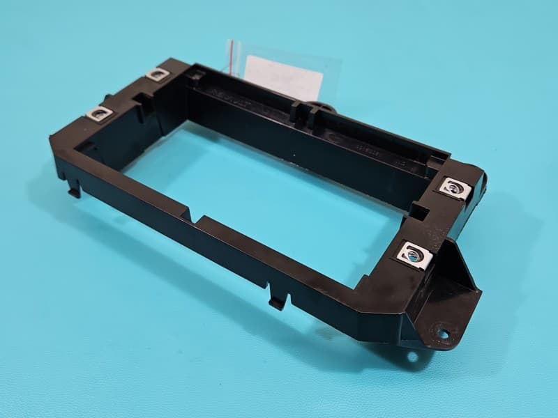 Osłona ZAŚLEPKA PLASTIK Ramka radia konsoli Renault Twingo III 14-24 280386258R