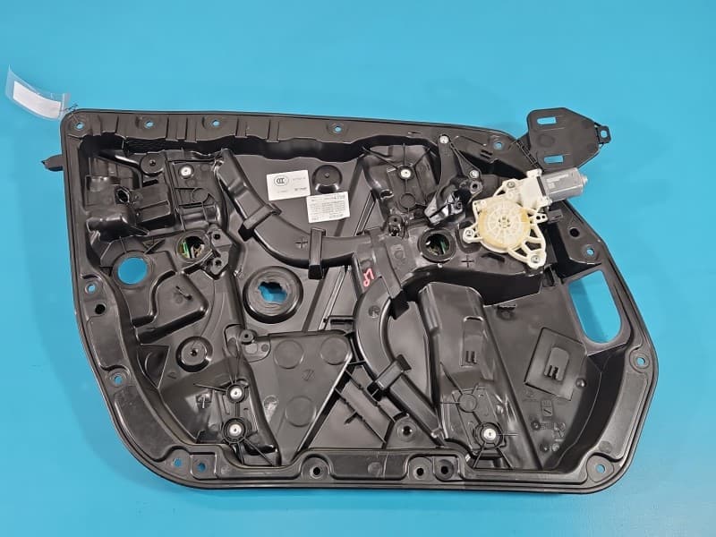 Podnośnik przód lewy SZYBY WINDA A09976601000 A0009065806 Mercedes W213 5d kombi