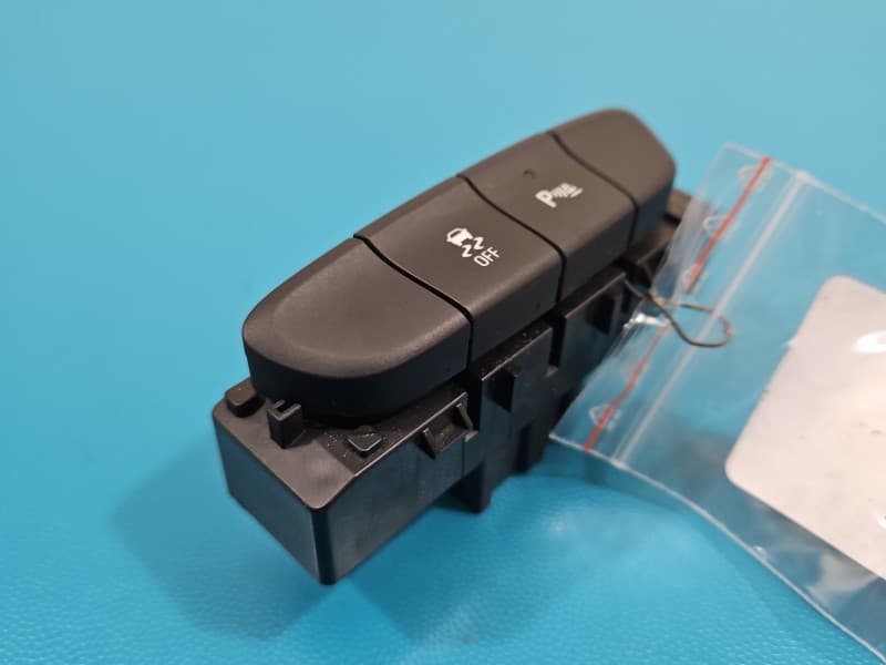 Przełącznik ESP PDC 18PIN Opel Astra V K 39028745 544652613