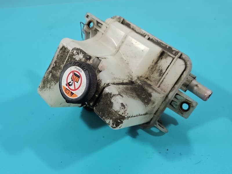 Zbiorniczek Zbiornik wyrównawczy LEXUS NX I 14-21 2,0 T