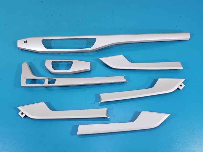 Listwa dekor deski Audi A4 B9 8W0867420 8W0867409AG 8W0867419 7el,rysy