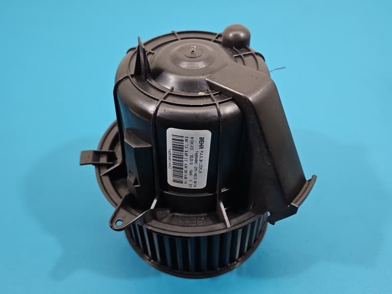 Dmuchawa nawiewu wentylator Citroen C4 Cactus 14-20 europa T4054001