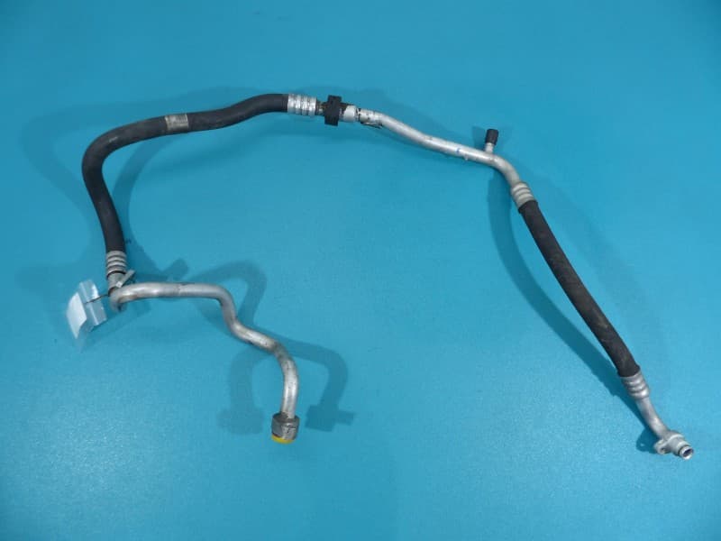 Przewód klimatyzacji rurka Mercedes CLS C219 W219 3,0 CDI A2118303915
