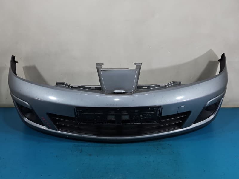 Zderzak przód przedni Nissan Tiida K36