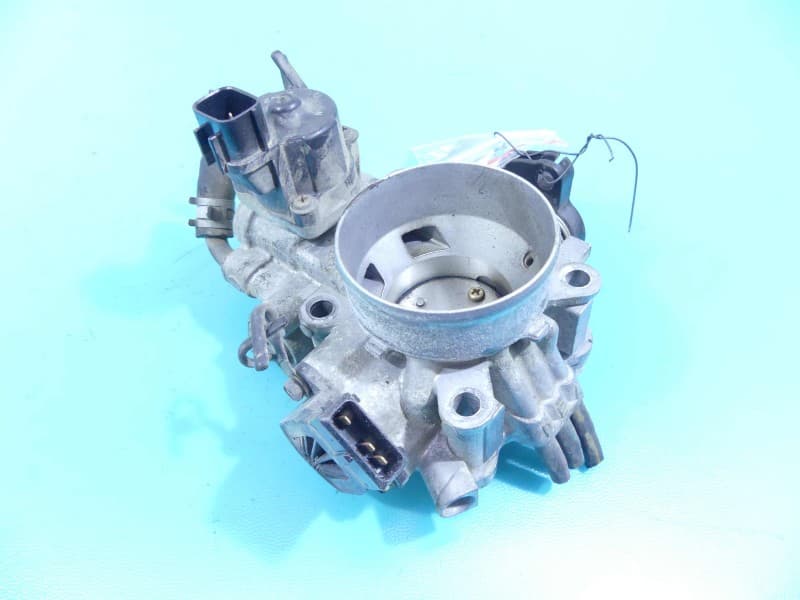 Przepustnica Mitsubishi Colt 96-04 1,3 wiel