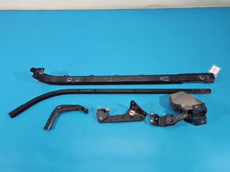 Rolka drzwi DRZWI PRZESWUNE PRAWE Peugeot Expert III 16- 9823714480 9809802880