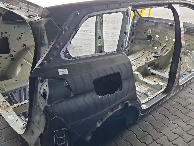Błotnik tył prawy ćwiartka Peugeot 5008 II 17-24 EVL HB