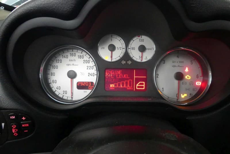 Licznik Alfa romeo 147 1,9 jtd 156063199 EUROPA