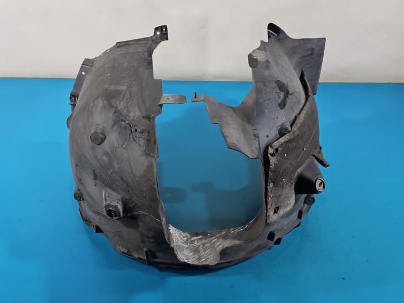 Nadkole przód lewe Peugeot 308 II T9 9819027780