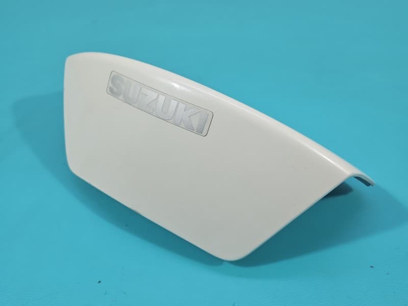 Osłona ZAŚLEPKA PLASTIK Uszkodzone mocowania Suzuki Burgman 400 07-09 47311-05H0