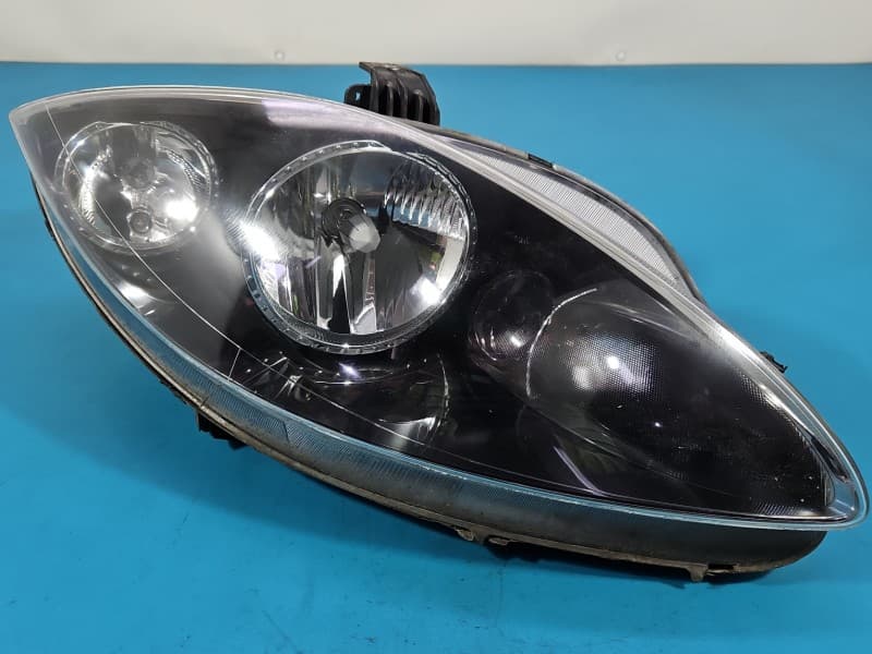 Reflektor prawy lampa przód Seat Leon II EUROPA 5P1941006E