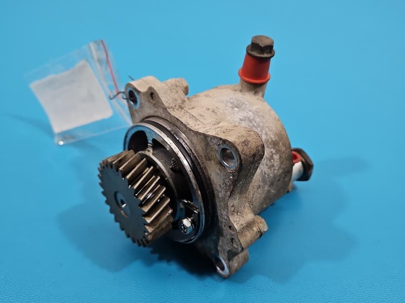 Pompa vacum Isuzu D-Max II 11-19 2,5d 4JK1E5S-LA 8982517650
