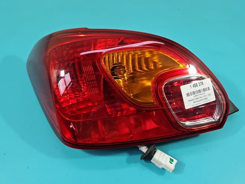 Lampa tył lewa błotnika Mitsubishi Space Star II 12- HB EUROPA W0449