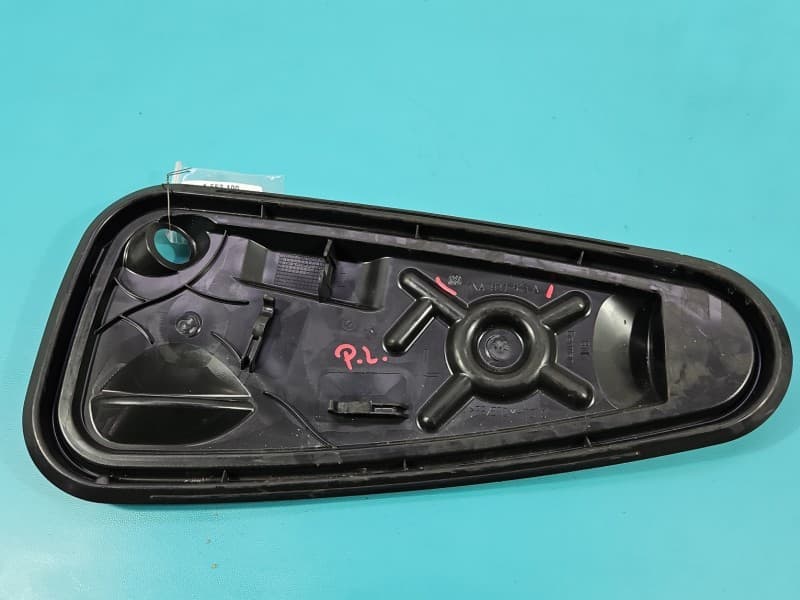 Osłona ZAŚLEPKA PLASTIK DRZWI LEWY PRZÓD Vw Tiguan II 16- 5NA837915A 837915A