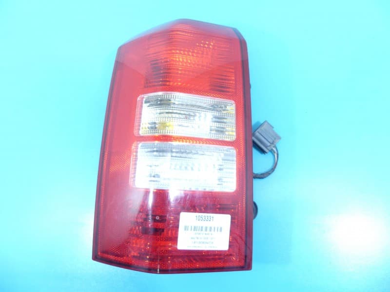 Lampa tył lewa błotnika Jeep Patriot 06-17 HB EUROPA
