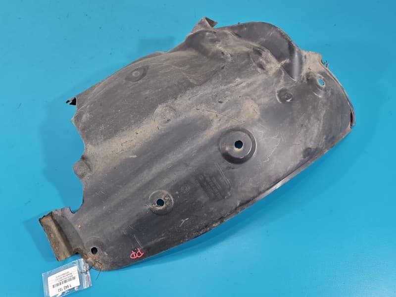 Nadkole przód prawe Mercedes Citan W415 12- 8200436720