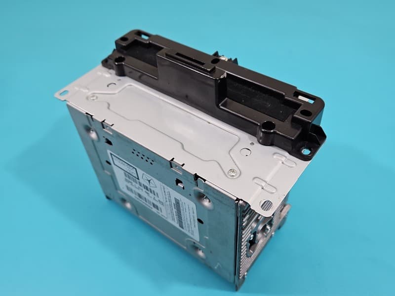 Radio fabryczne Lancia Thema II 11-14 P05064543AG 05064543AG radioodtwarzacz