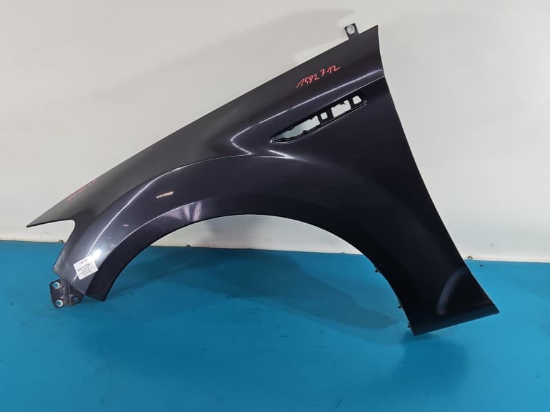 Błotnik przód lewy Ford Mondeo Mk4 E8