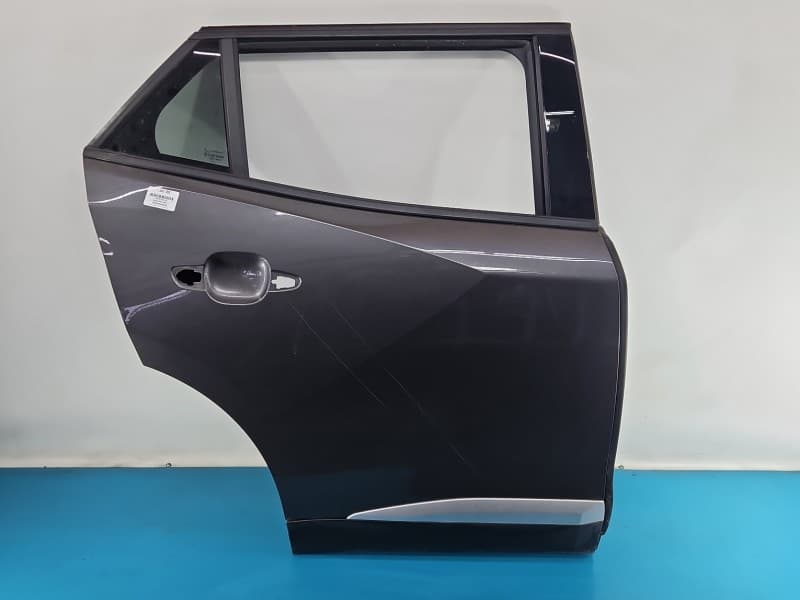 Drzwi tył prawe Peugeot 2008 II 19- HB 5d szary EVL