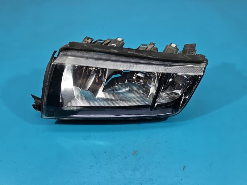 Reflektor lewy lampa przód Skoda Fabia I EUROPA