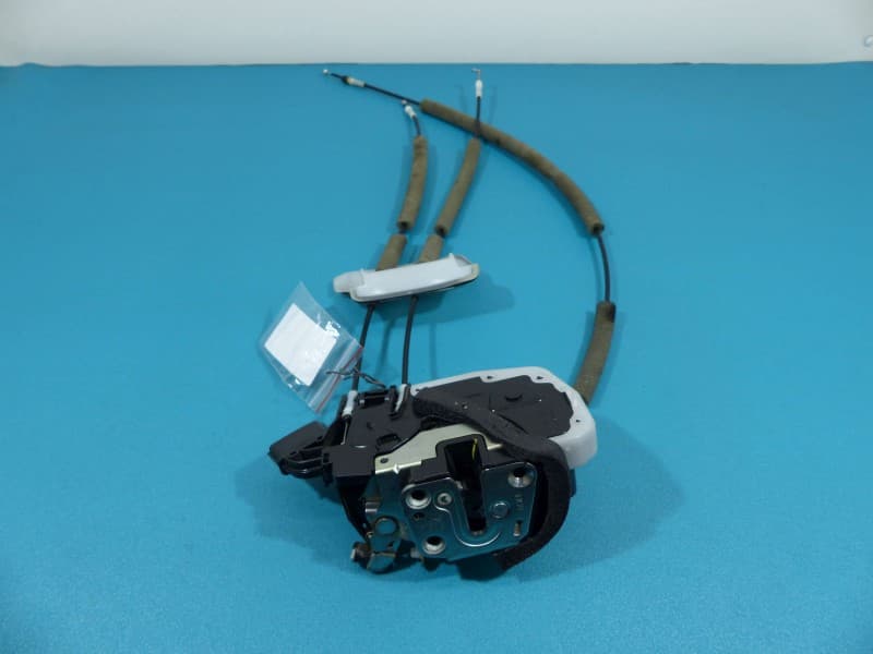 Zamek przód prawy Nissan Maxima A35 09-15 EUROPA 2pin G13-12530