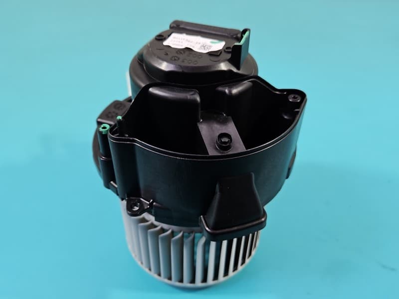 Dmuchawa nawiewu wentylator Dacia Sandero III 20- europa M0116360-6870