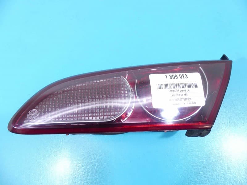 Lampa tył prawa klapy Alfa romeo 159 sedan EUROPA F939562302 50504819