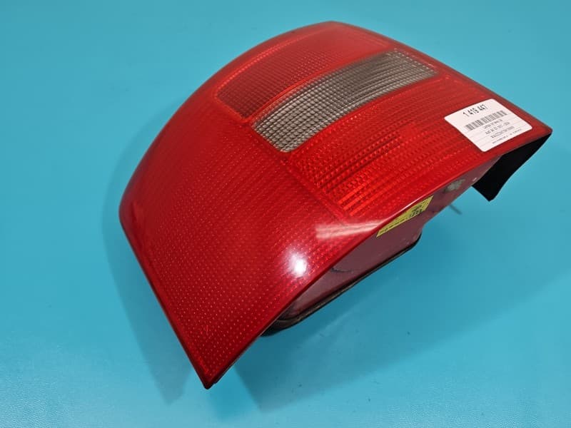 Lampa tył lewa błotnika Audi A6 C5 kombi EUROPA 4B0945095
