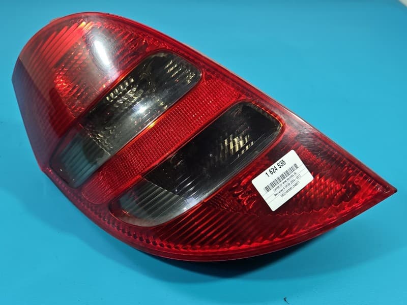 Lampa tył lewa błotnika Mercedes W169 HB EUROPA A1698200964