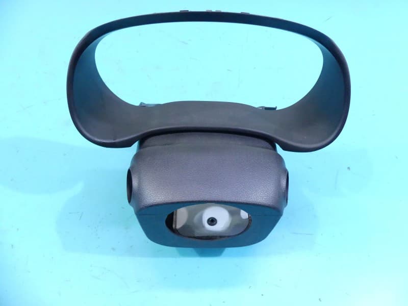 Obudowa licznika kia Stonic 17-20 84881-H8AA0 84855-H8100