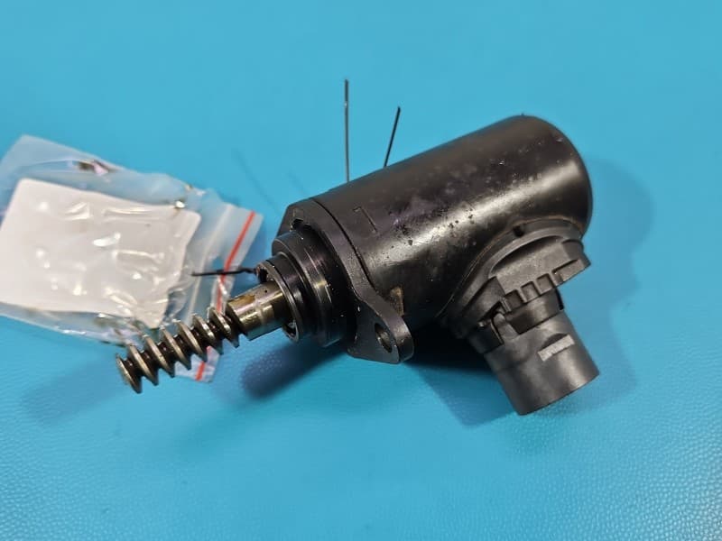 Zawór pozostałe BMW G14 G15 G16 7643073 3,0 R6