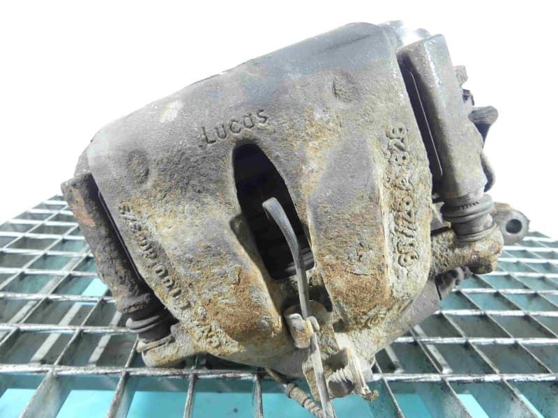 Zacisk przód prawy Peugeot 807 2,2 hdi