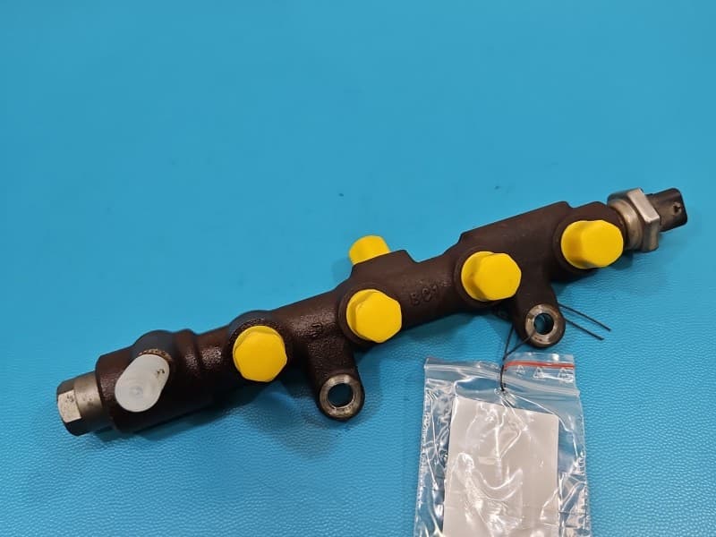 Listwa wtryskowa CZUJNIKI Toyota Proace City 1,5 D4D 9821399680 9810824880