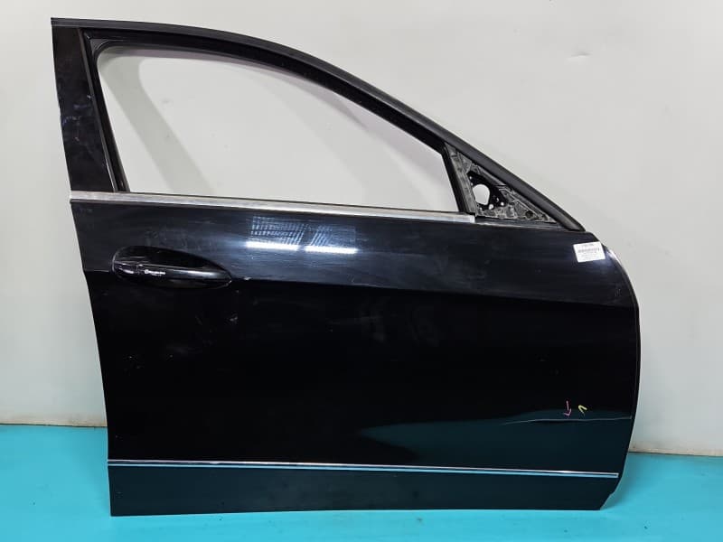 DRZWI PRZÓD PRAWE PASAŻERA Mercedes W212 4d czarny c197