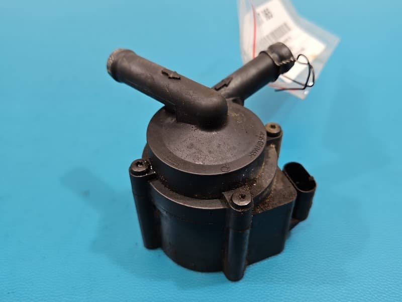 Pompka obiegu wody pompa CITROEN DS4 II 21- 1,6 T 5GF 9806790980