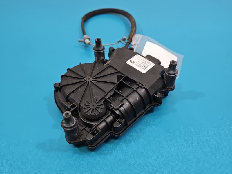 Zamek przód prawy JAGUAR XF II X260 EUROPA Dociąg. 4pin DTSFA-C39813-100