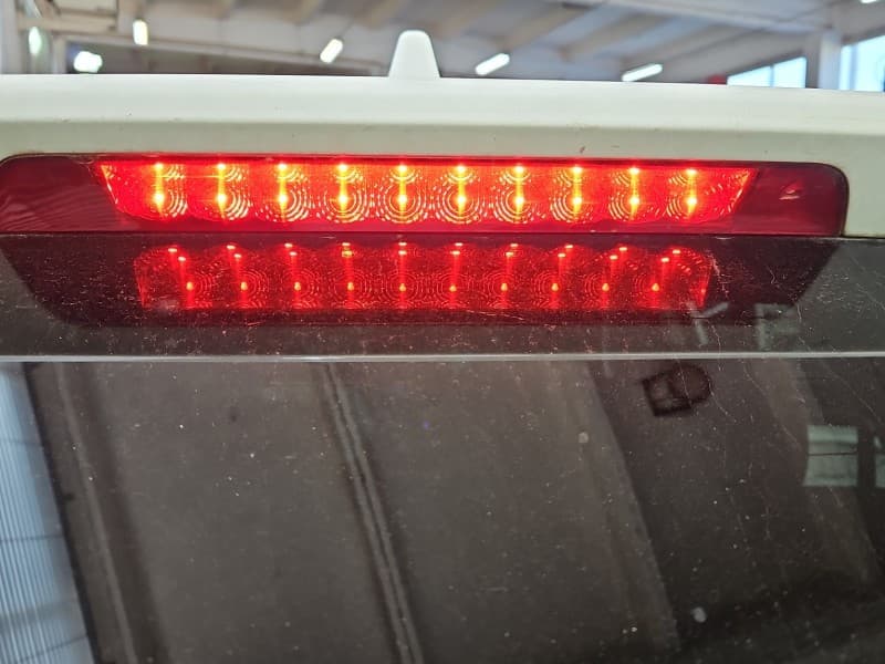TRZECIE ŚWIATŁO STOP STOPU Hyundai Santa Fe III 12–18 HB 92700-4Z000