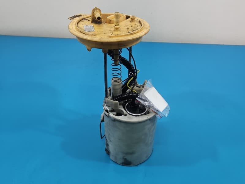 pompka Pompa paliwa Vw Passat B6 1,9 tdi BLS 3C0919050G 5pin