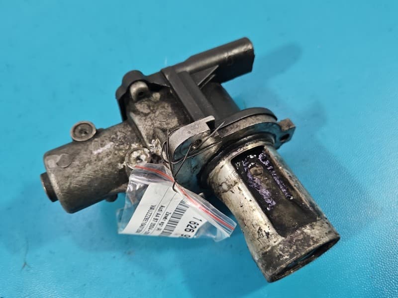 Zawór egr 5PIN Audi A4 B7 1,9 tdi BKE 038131501AD