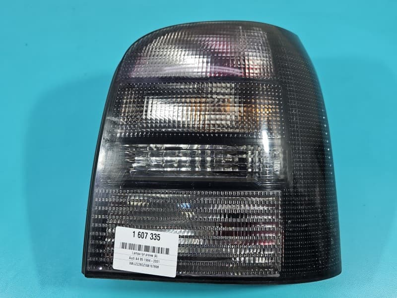 Lampa tył prawa błotnika Audi A4 B5 kombi EUROPA