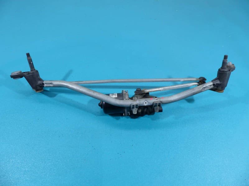 Silniczek Silnik wycieraczek przód Dacia Logan II 12-20 z mechanizmem. urwana śrubka. 5PIN 28800410R