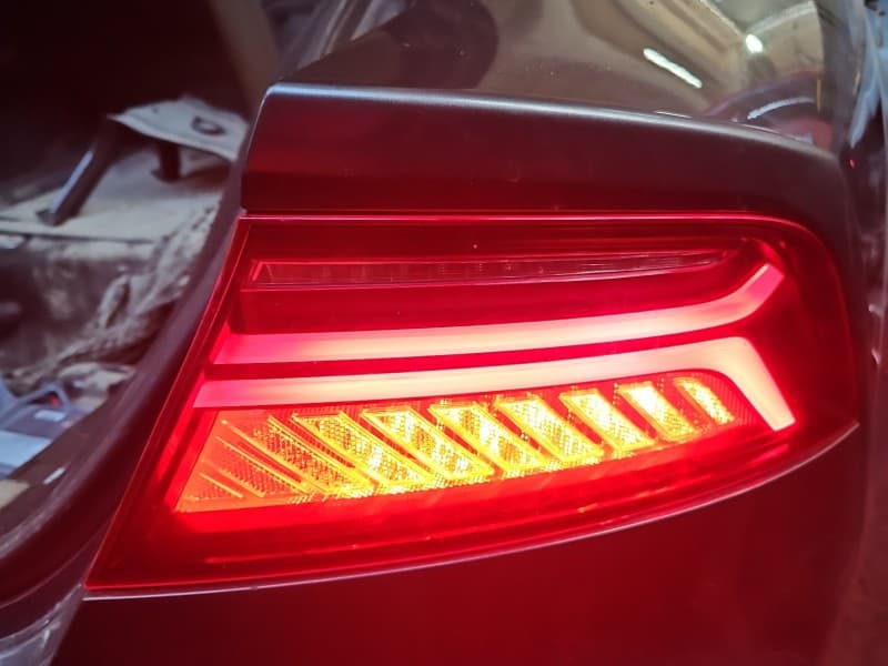 Lampa tył prawa błotnika Audi A7 4G HB EUROPA 4G8945096H