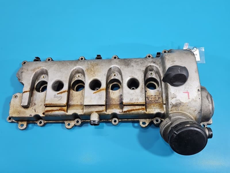 Pokrywa zaworów Porsche Cayenne I 9P 4,5 V8 94810513207