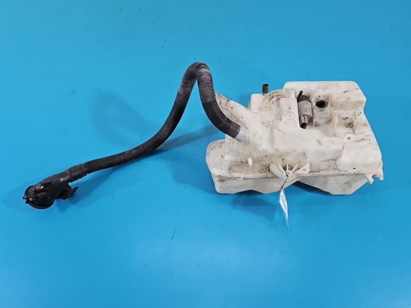 Zbiornik Zbiorniczek płynu spryskiwacza Bmw e60 e61 7179451