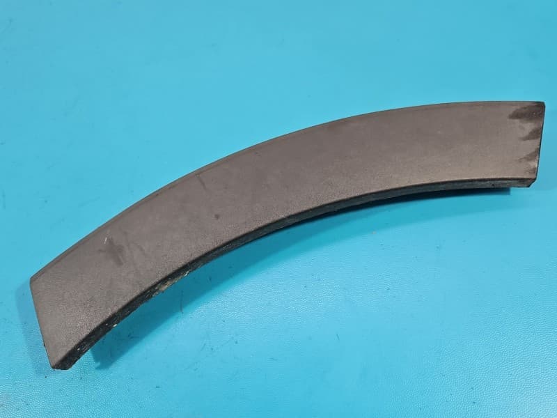 Listwa błotnika przód prawa Opel Grandland YP00048777